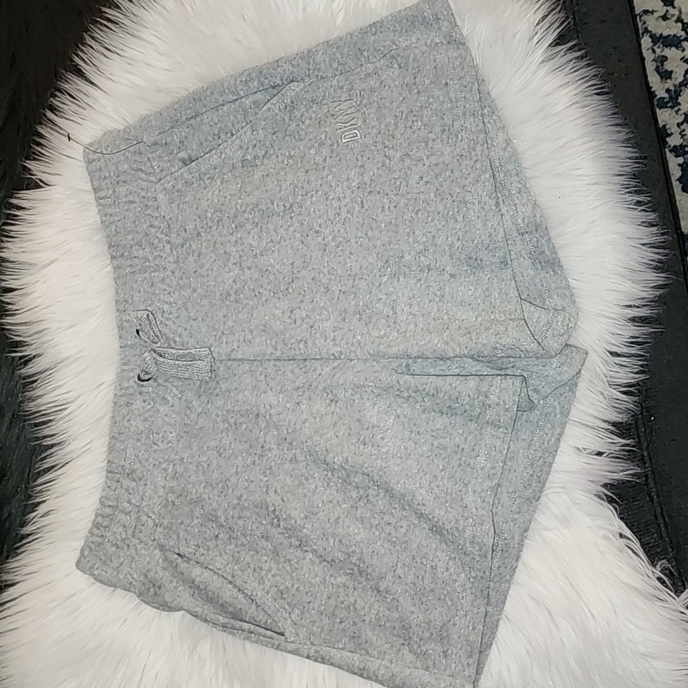 New DKNY Sport Women's Heather Gray Terry Cloth Shorts, NWOT Sz Small